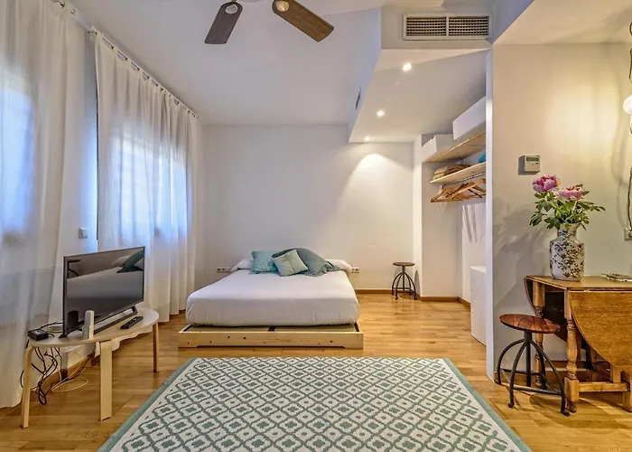 Tata\'S House, Junto Playa Y Barcelona Centro